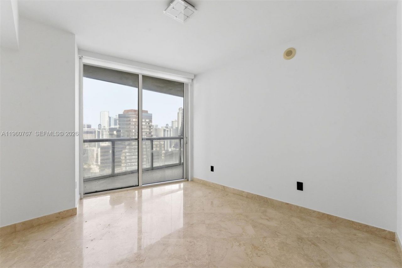 475 Brickell Ave, Unit 3513, Miami, FL 33131 Photo