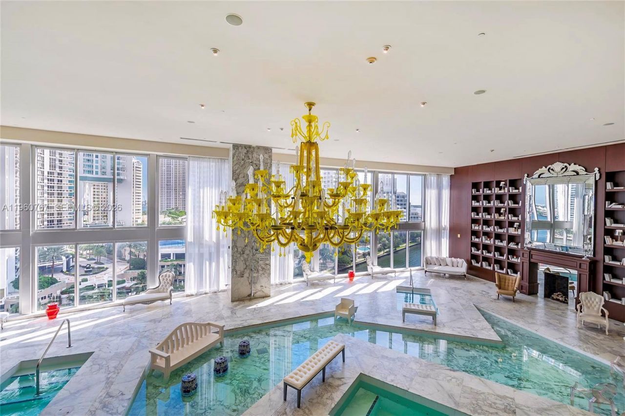 475 Brickell Ave, Unit 3513, Miami, FL 33131 Photo