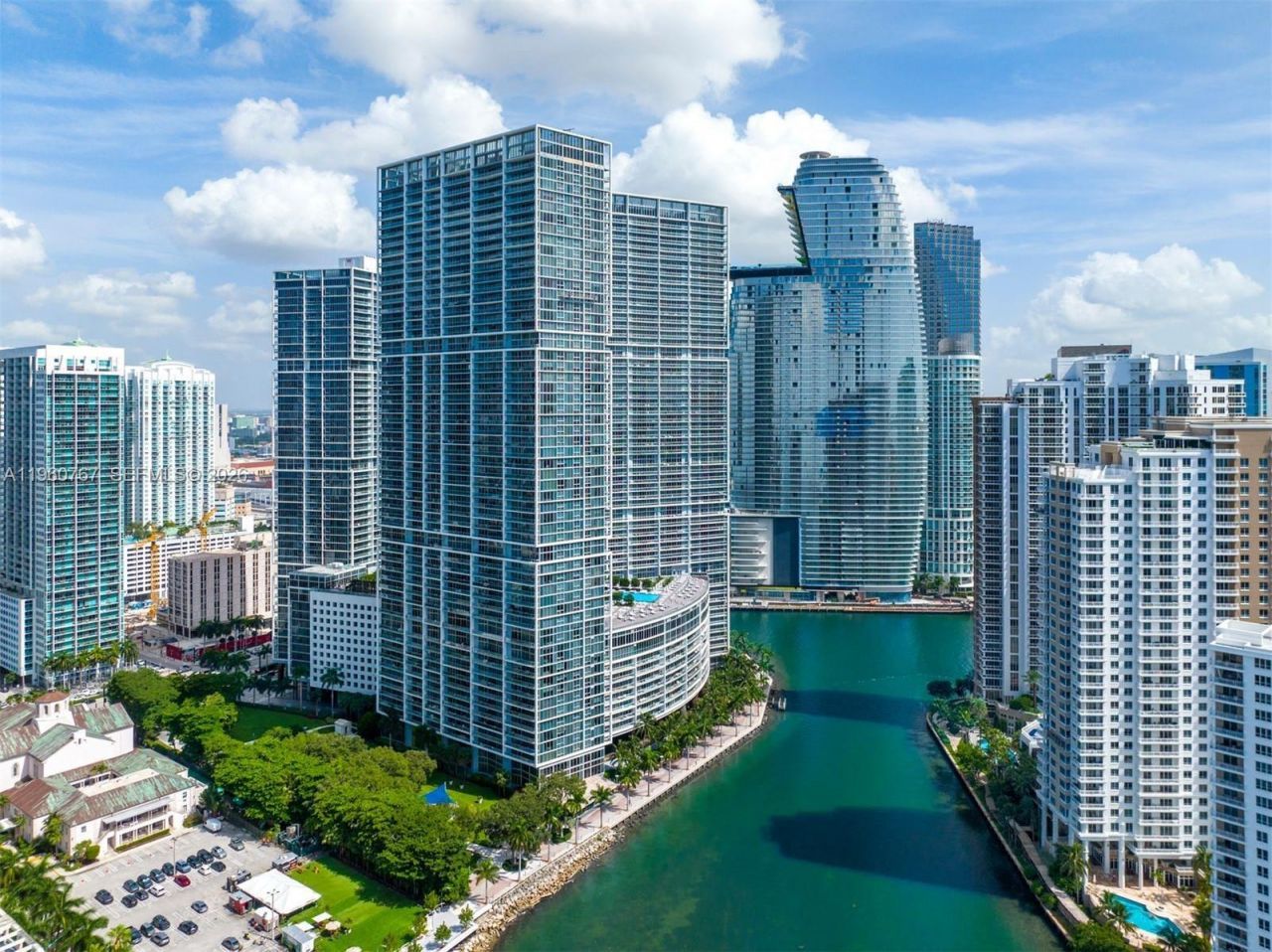 475 Brickell Ave, Unit 3513, Miami, FL 33131 Photo