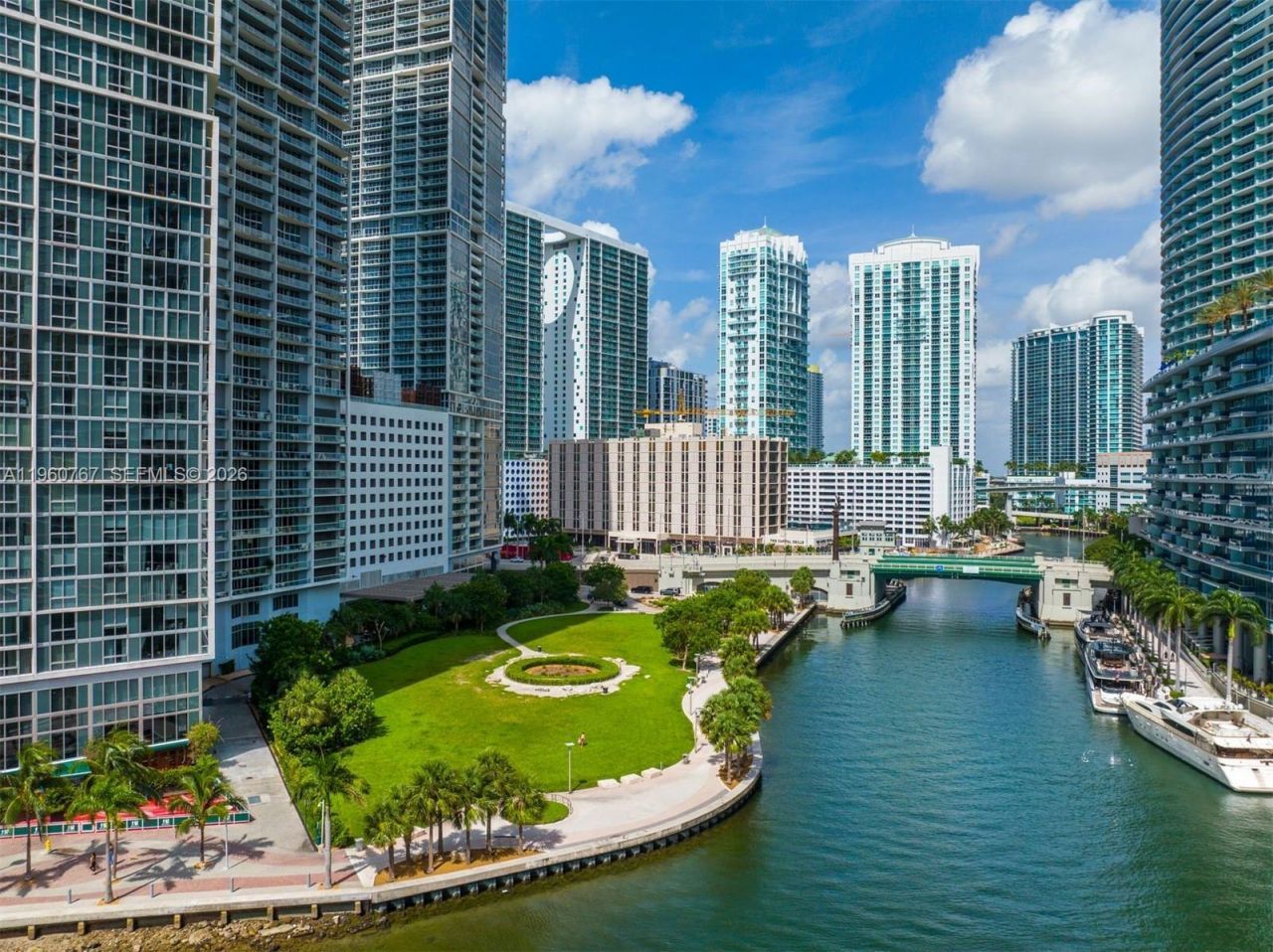 475 Brickell Ave, Unit 3513, Miami, FL 33131 Photo