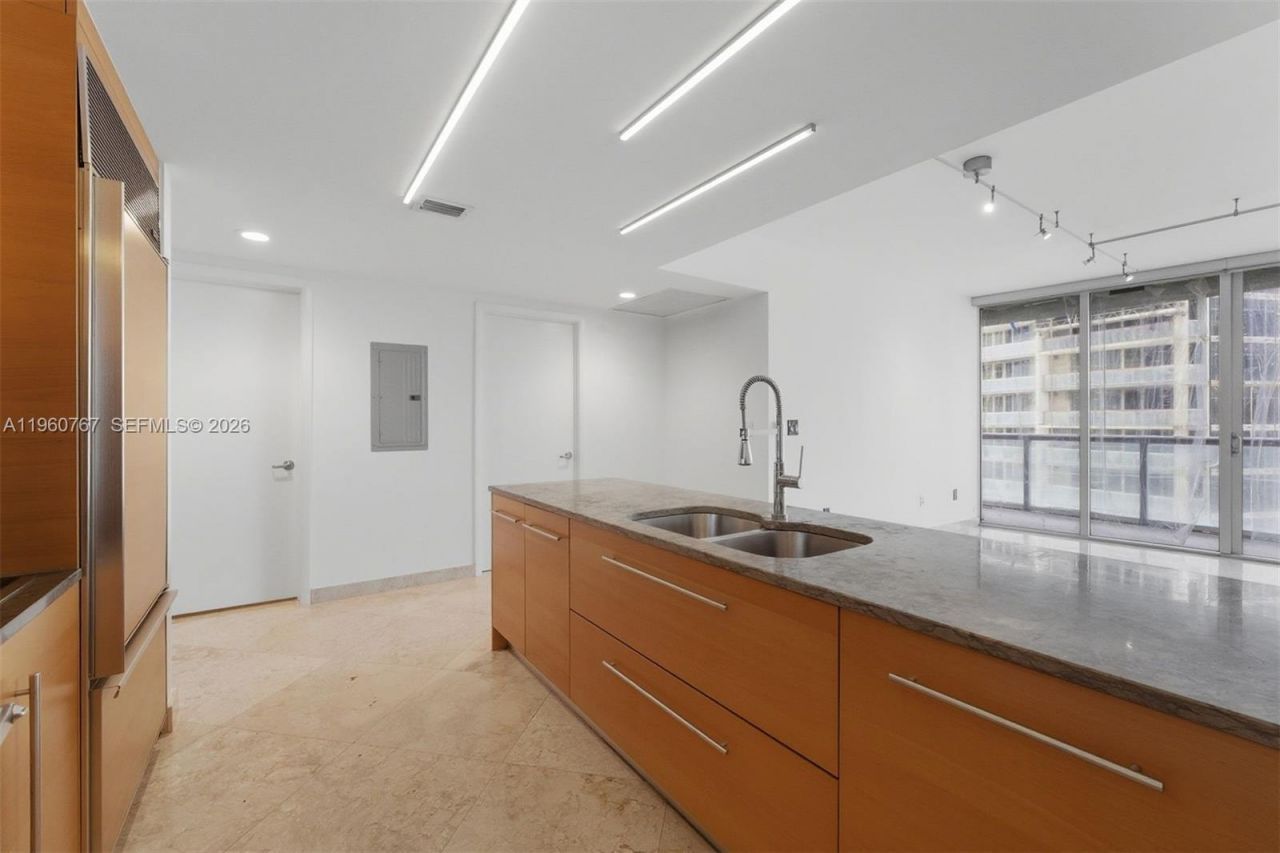 475 Brickell Ave, Unit 3513, Miami, FL 33131 Photo