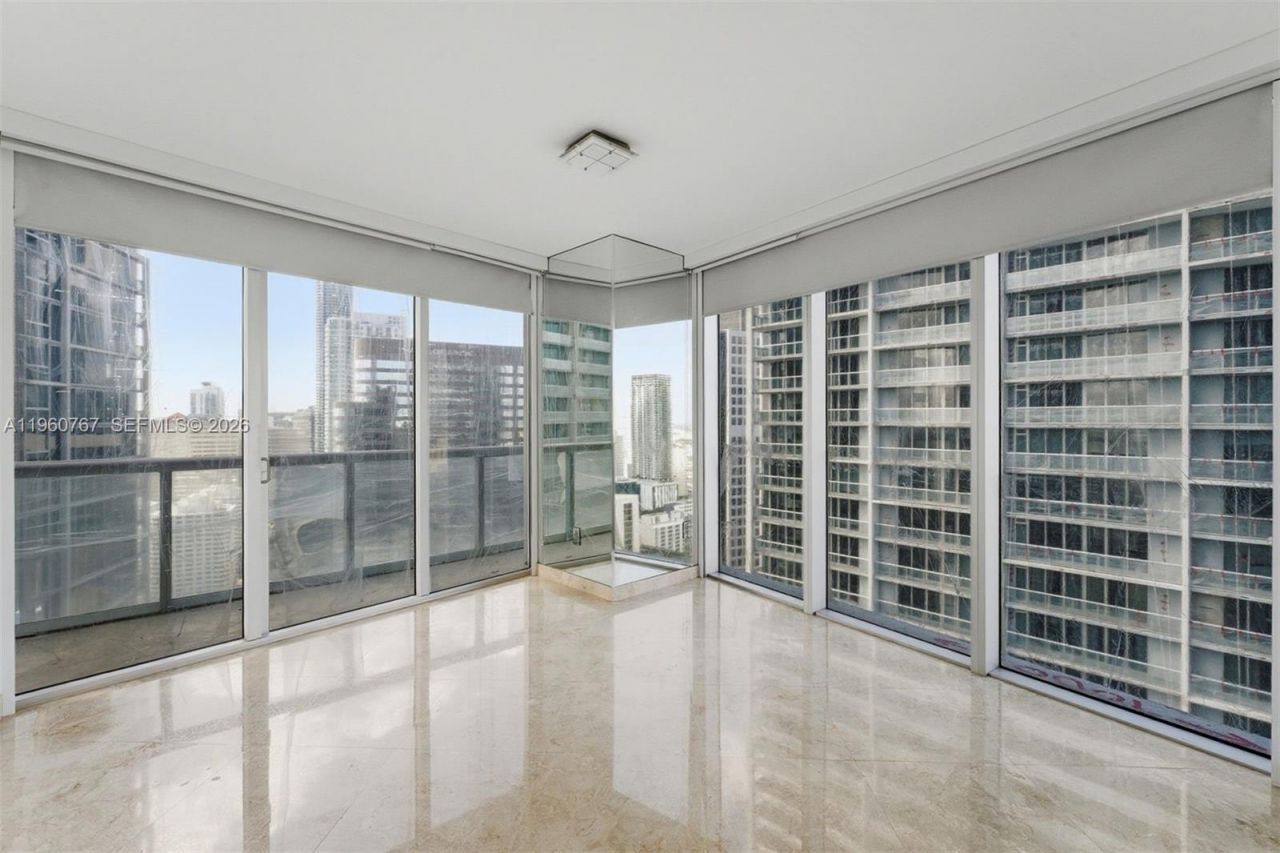475 Brickell Ave, Unit 3513, Miami, FL 33131 Photo