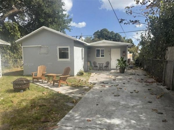 10417 NW 6th Ave, Unit Back, Miami, FL 33150