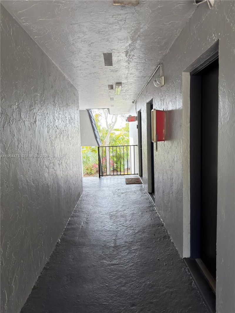 8009 W 6th Ave, Unit H, Hialeah, FL 33014 Photo