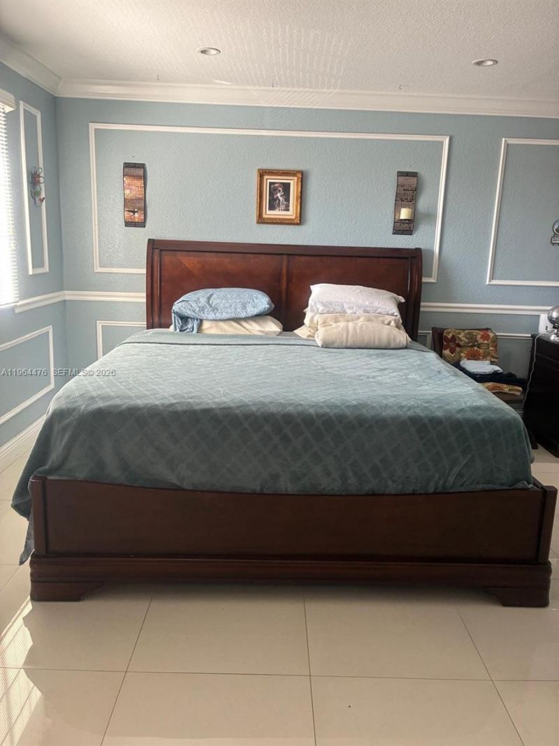 9425 NW 114th Ln , Unit 3, Hialeah Gardens, FL 33018 Photo