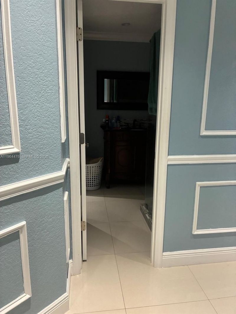 9425 NW 114th Ln , Unit 3, Hialeah Gardens, FL 33018 Photo