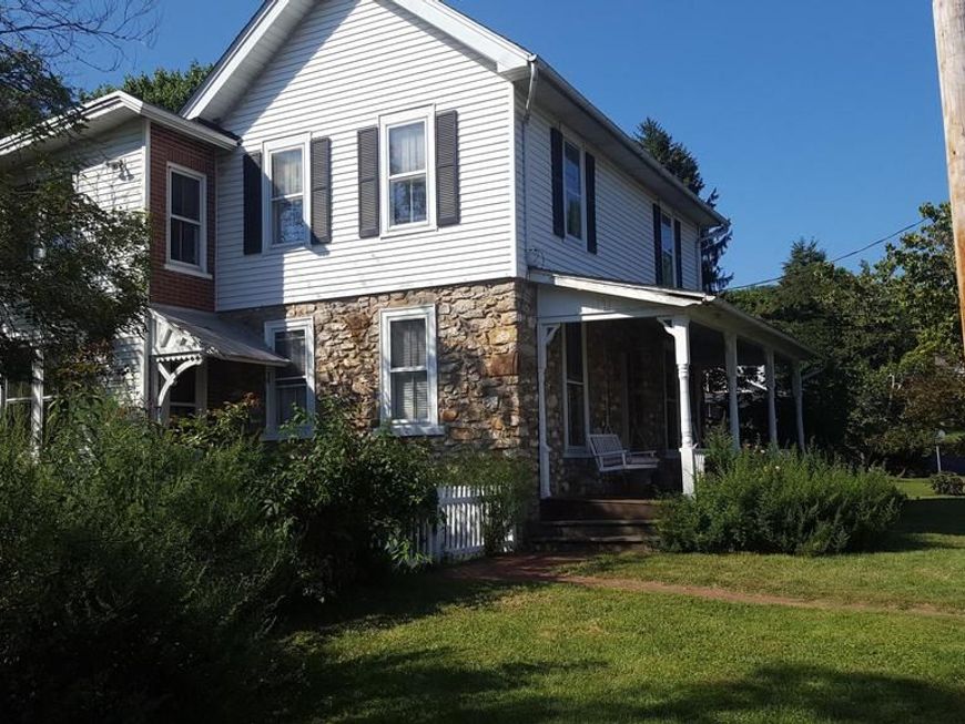 2902 Lower Saucon Road, Springtown, PA 18081 Main Photo