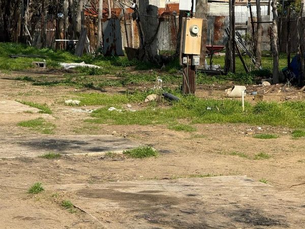 8326 FULLER Drive, Bakersfield, CA 93307