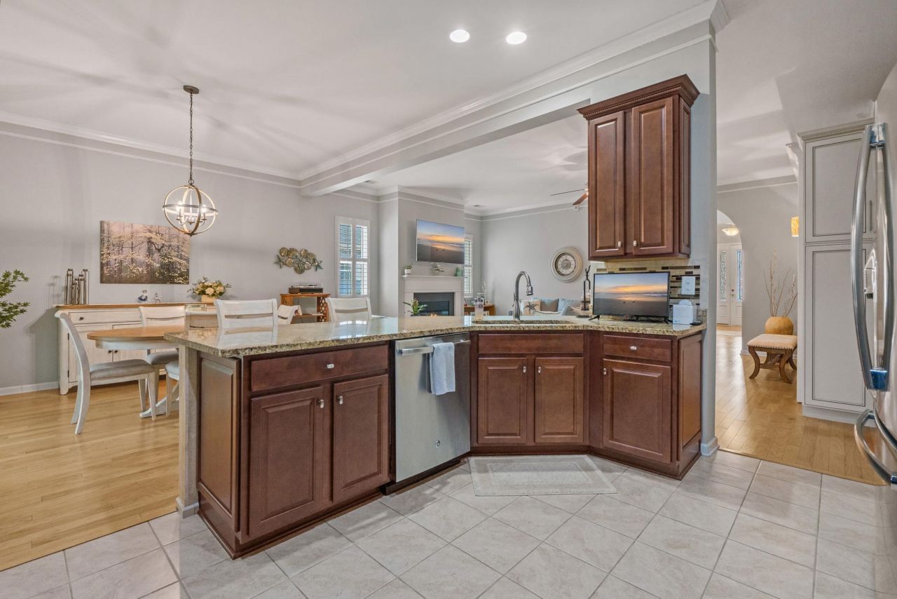 1652 Murrell Pl. Photo 17