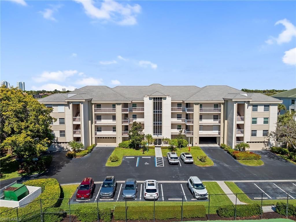 4130 Bayhead Dr, Unit 103, Bonita Springs, FL 34134 Photo