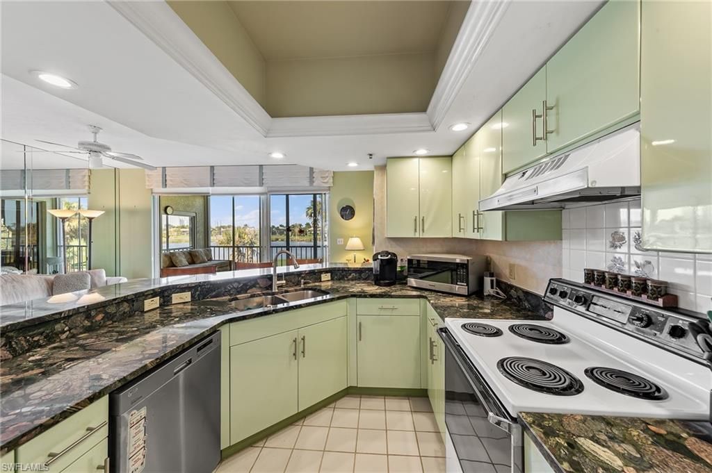 4130 Bayhead Dr, Unit 103, Bonita Springs, FL 34134 Photo