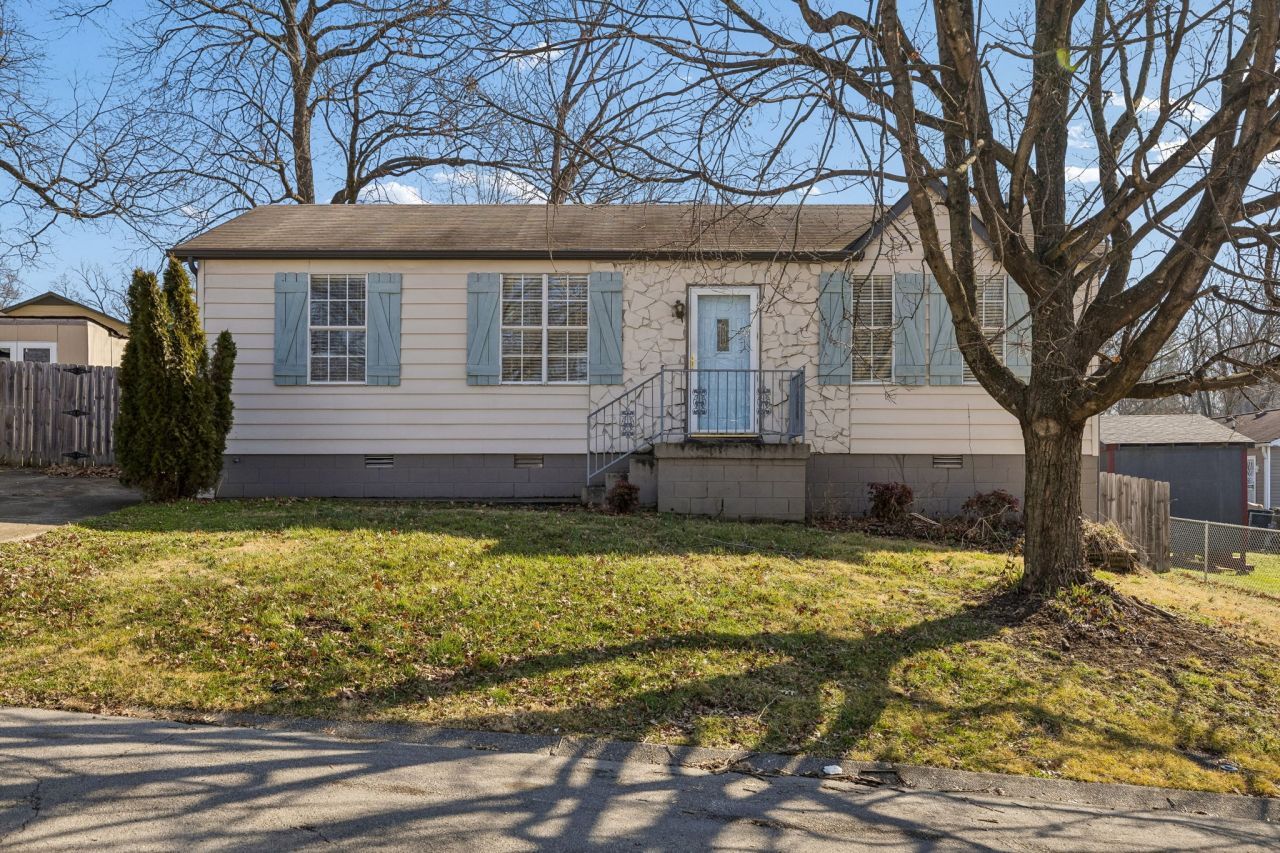 4304 Hopewood Dr, Nashville, TN 37211 Main Photo