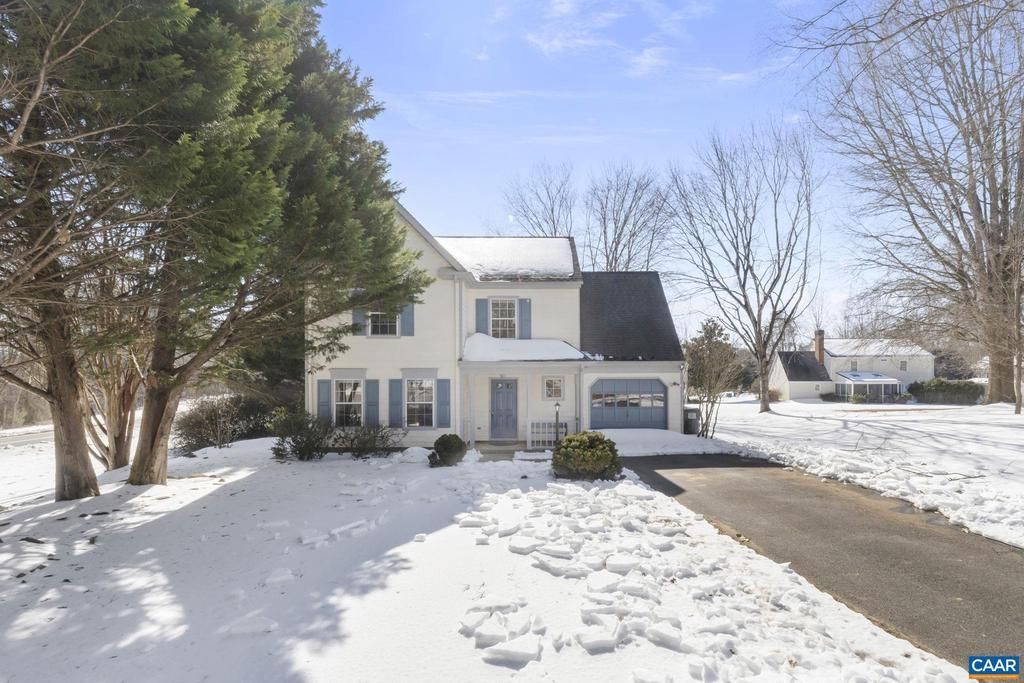 1889 Steeplechase Run, Charlottesville, VA 22911 Main Photo