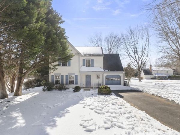 1889 STEEPLECHASE RUN, CHARLOTTESVILLE, VA 22911