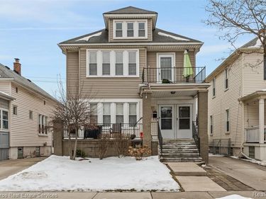 1308 Beaconsfield Avenue, Grosse Pointe Park, MI 48230