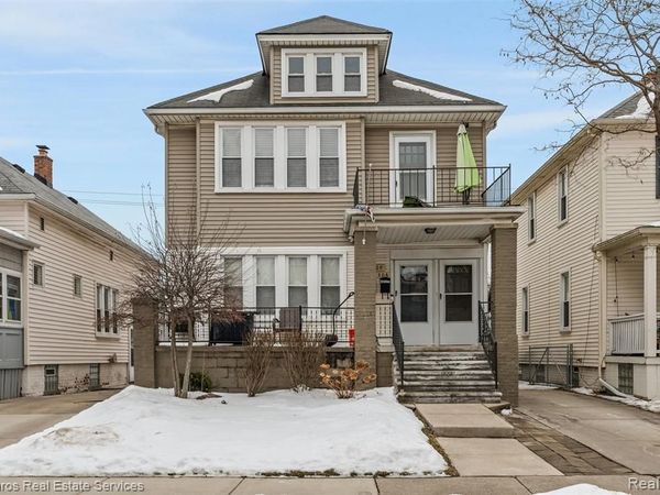 1308 Beaconsfield Avenue, Grosse Pointe Park, MI 48230