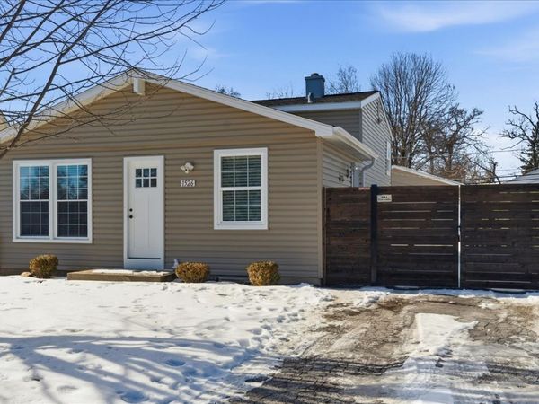 1526 Ridgeway Avenue, Round Lake Beach, IL 60073