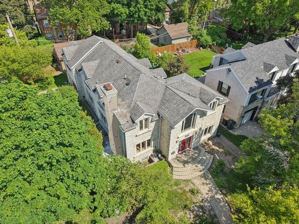 6857 N Knox Avenue, Lincolnwood, IL 60712