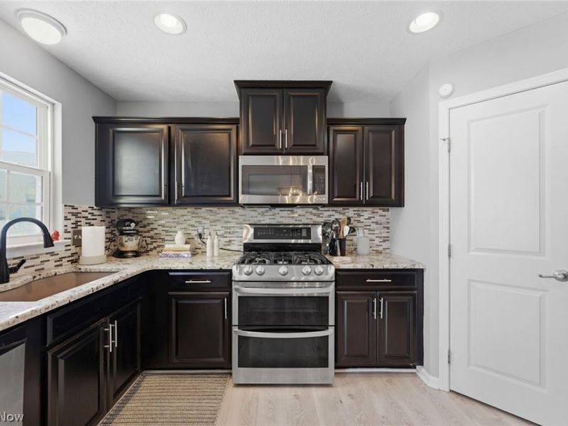 5519 Catmere Drive, Medina, OH 44256 Photo 11