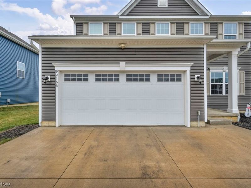 9216 Nash Lane, North Ridgeville, OH 44039 Photo 3