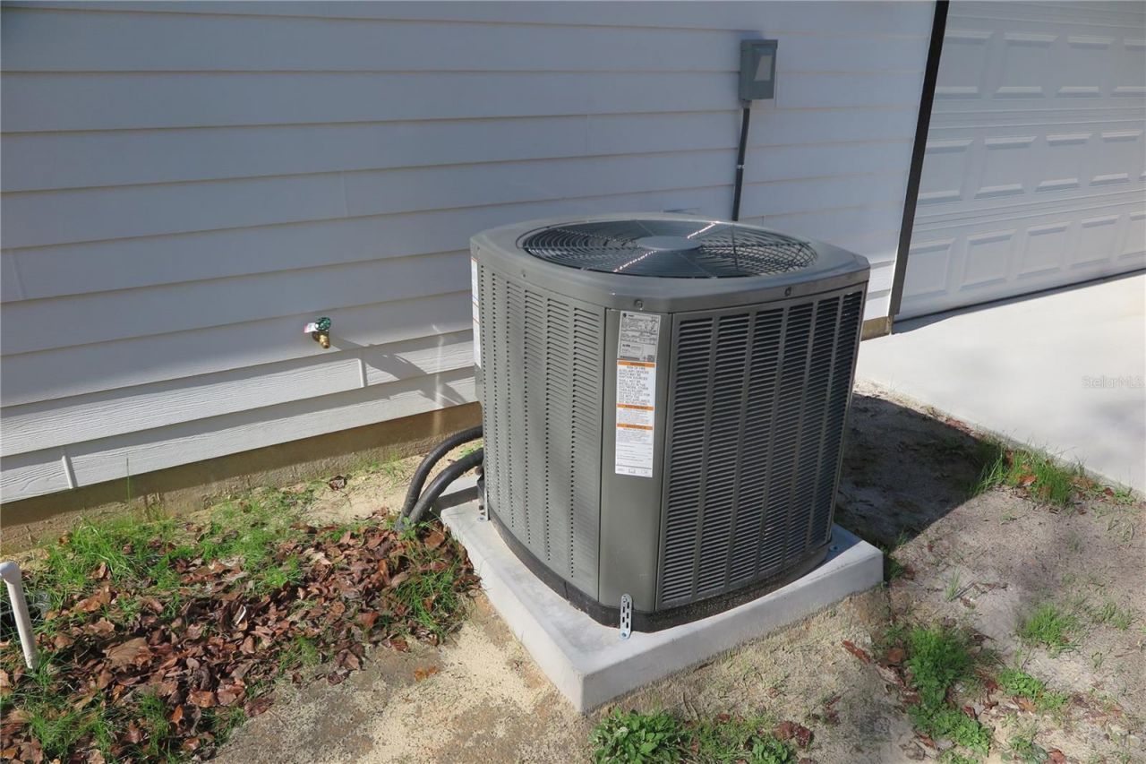 21315 NE 35th Place, Hawthorne, FL 32640 Photo