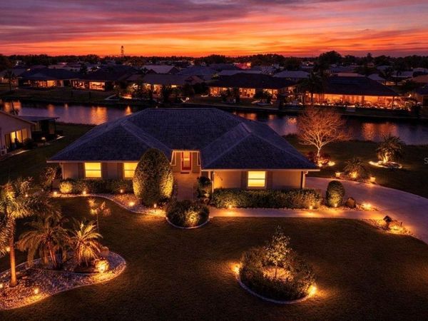 2110 W VIEW DRIVE, SUN CITY CENTER, FL 33573