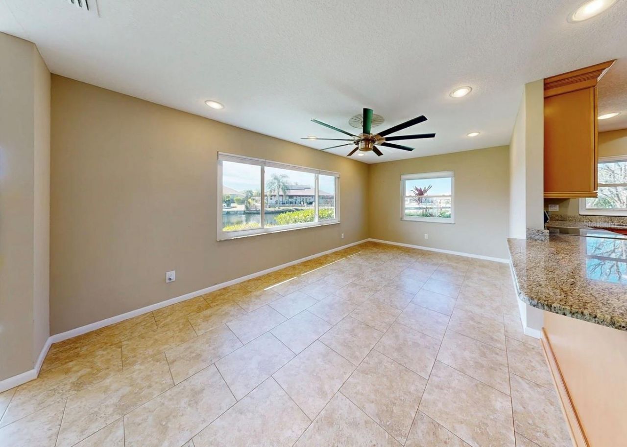 2110 W View Drive, Sun City Center, FL 33573 Photo