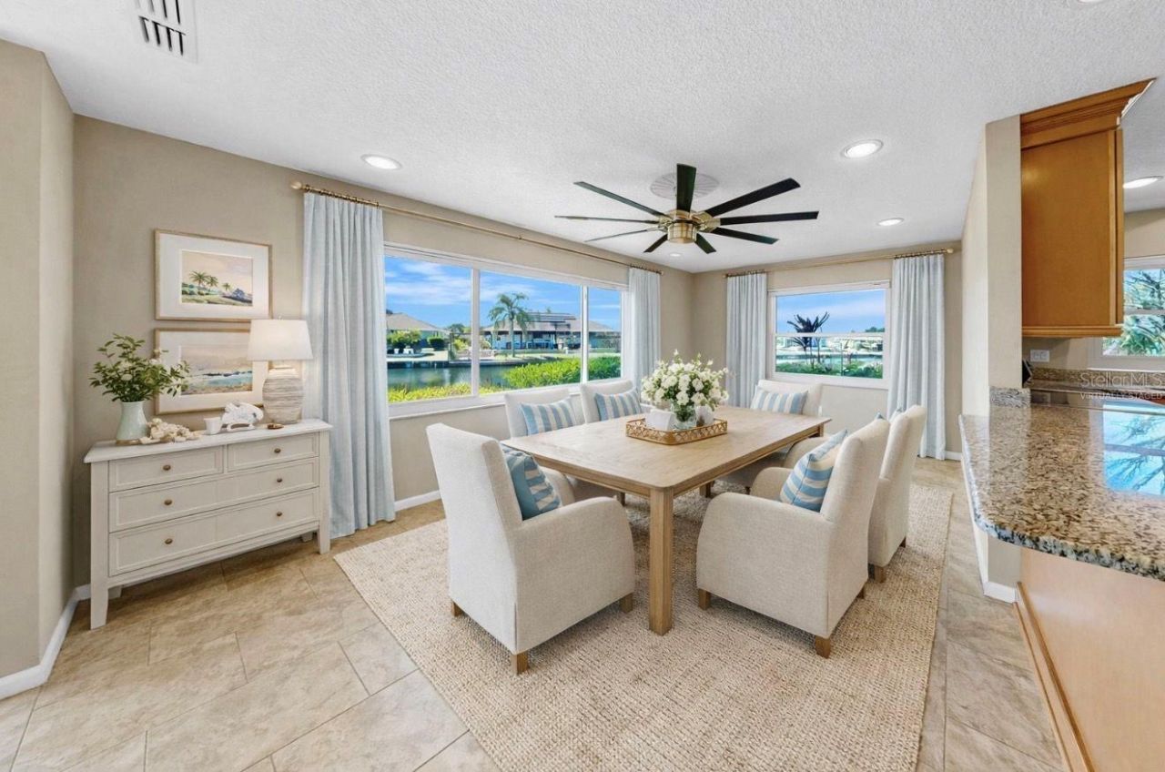 2110 W View Drive, Sun City Center, FL 33573 Photo