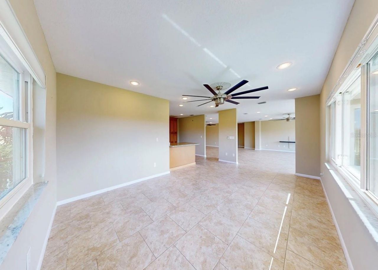 2110 W View Drive, Sun City Center, FL 33573 Photo