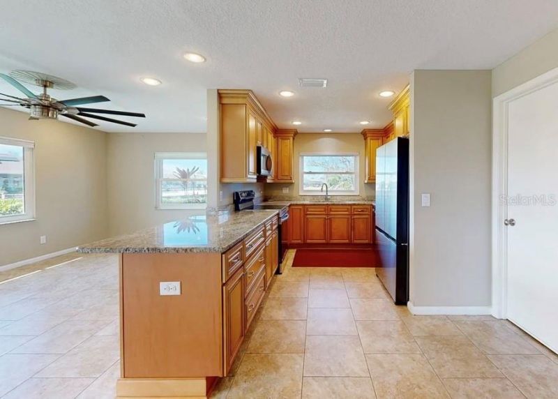 2110 W View Drive, Sun City Center, FL 33573 Photo