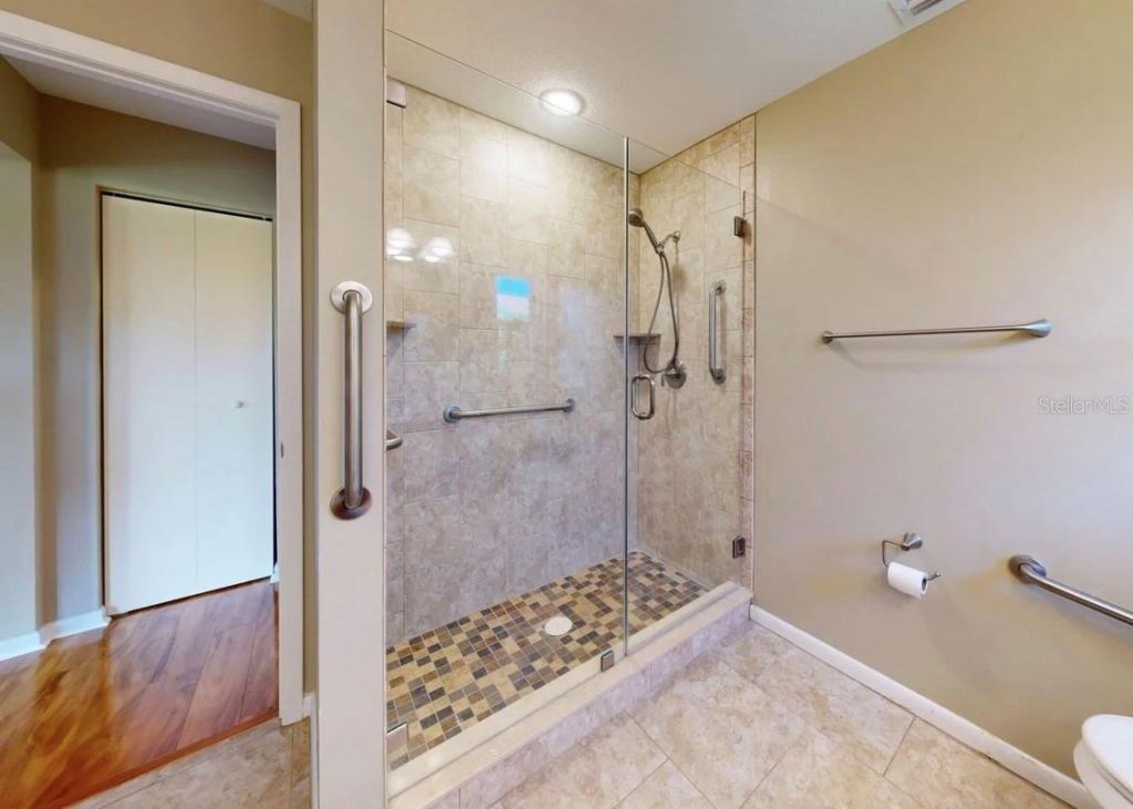 2110 W View Drive, Sun City Center, FL 33573 Photo