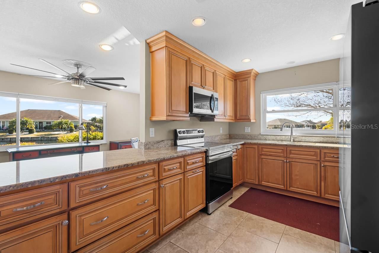 2110 W View Drive, Sun City Center, FL 33573 Photo