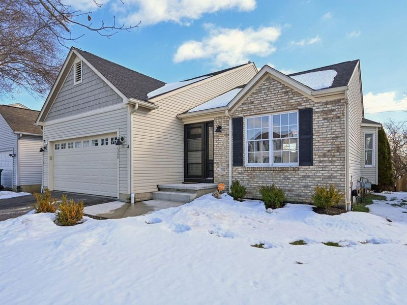 2300 Maribeth Place, Grove City, OH 43123 Photo 2