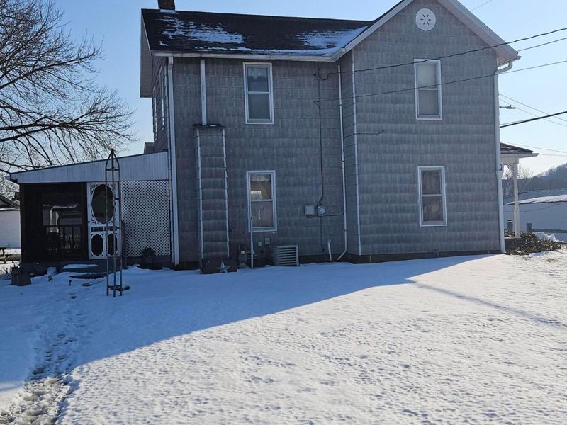 100 N Elm Street, Sugar Grove, OH 43155 Photo 3