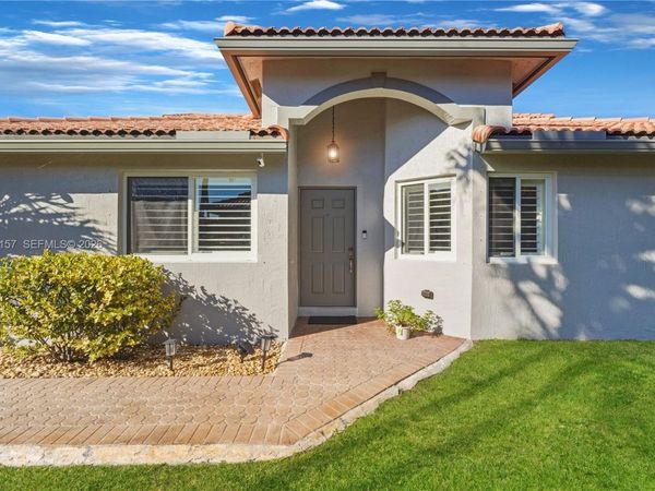 5071 NW 115th Ct, Doral, FL 33178