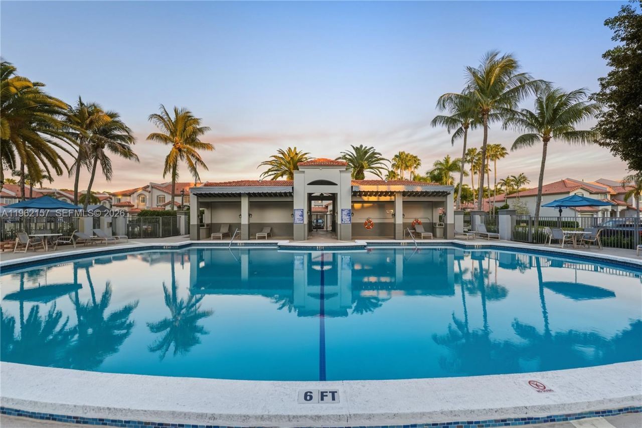 5071 NW 115th Ct, Doral, FL 33178 Photo