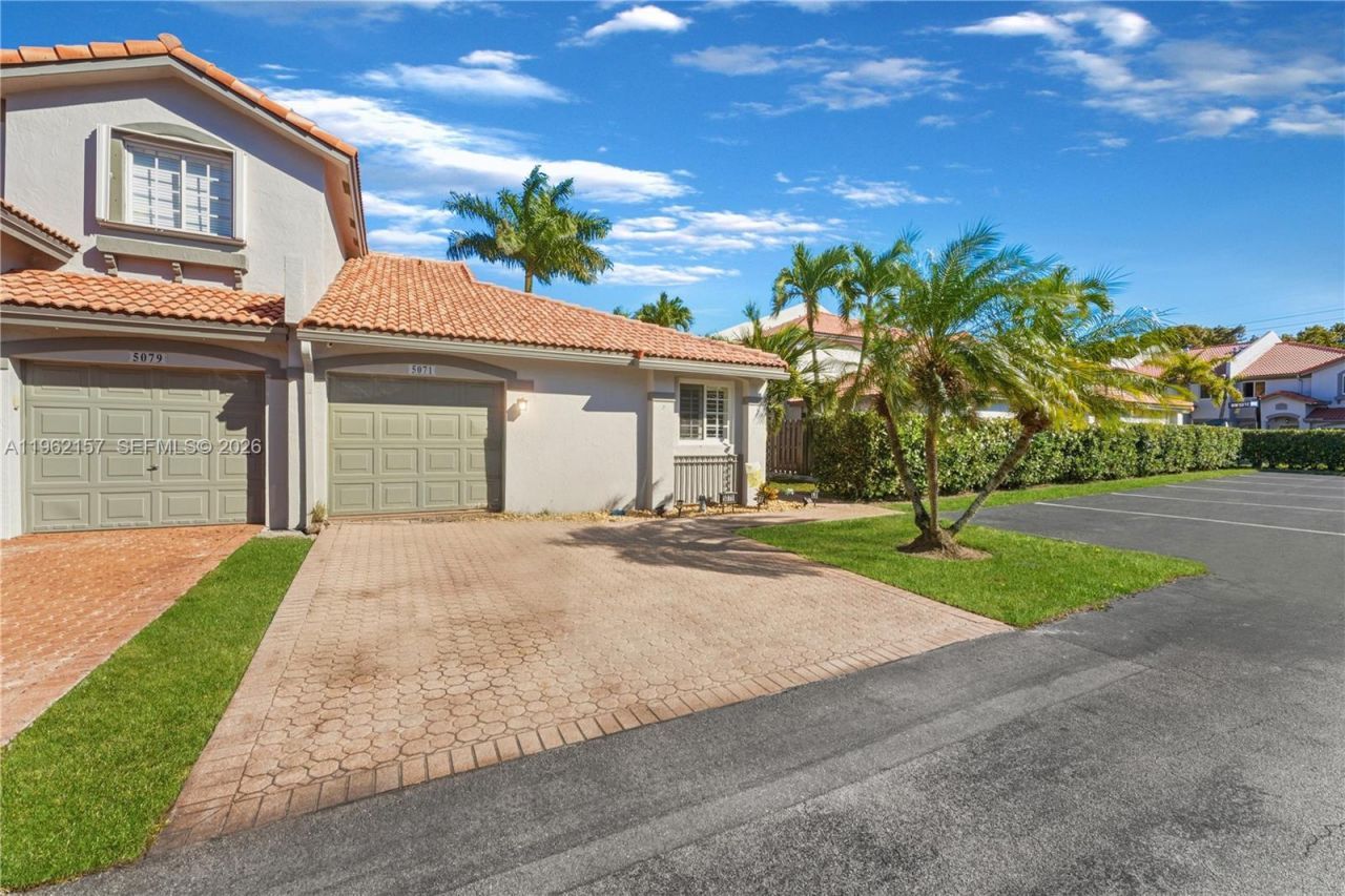 5071 NW 115th Ct, Doral, FL 33178 Photo