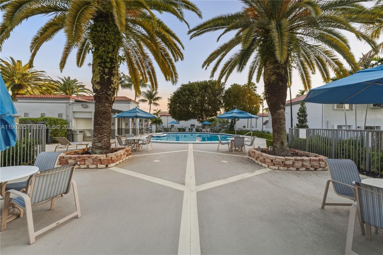 5071 NW 115th Ct, Doral, FL 33178 Photo