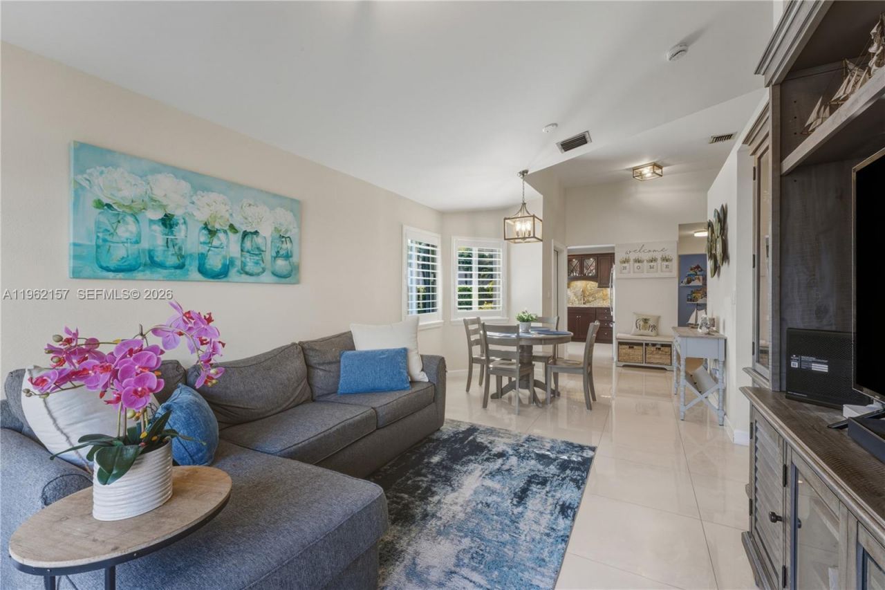 5071 NW 115th Ct, Doral, FL 33178 Photo