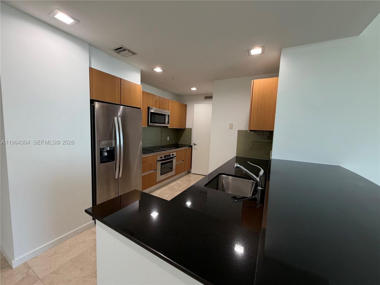 1060 Brickell Ave , Unit 4003, Miami, FL 33131 Photo