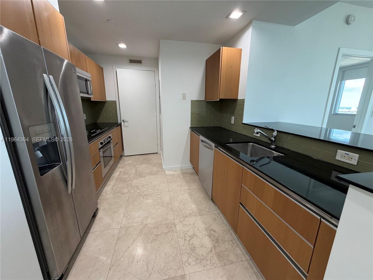 1060 Brickell Ave , Unit 4003, Miami, FL 33131 Photo