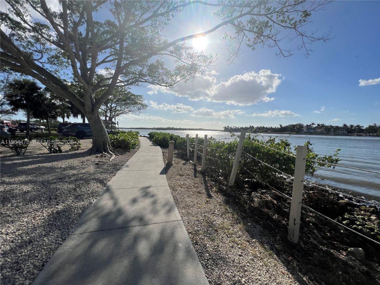 3050 Pine Tree Dr, Naples, FL 34112 Photo
