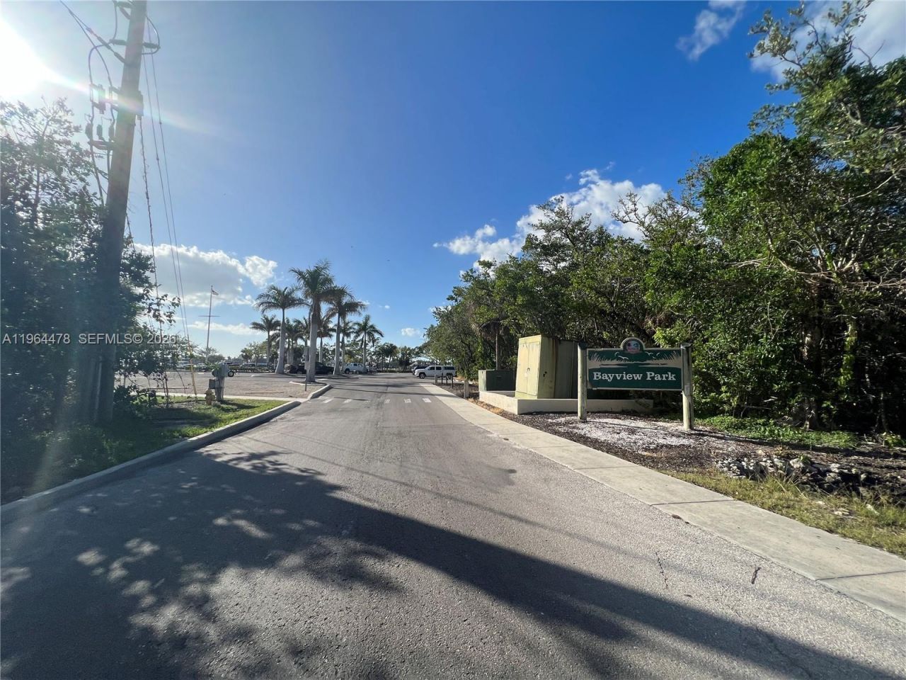 3050 Pine Tree Dr, Naples, FL 34112 Photo