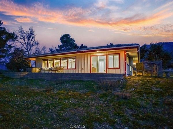27811 Jubilee Run Rd, Juniper Hills, CA 93553
