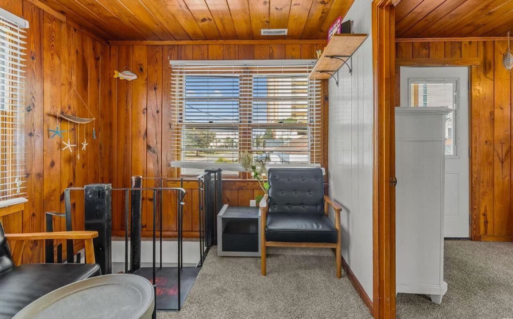 509 Hillside Dr. S Photo 12