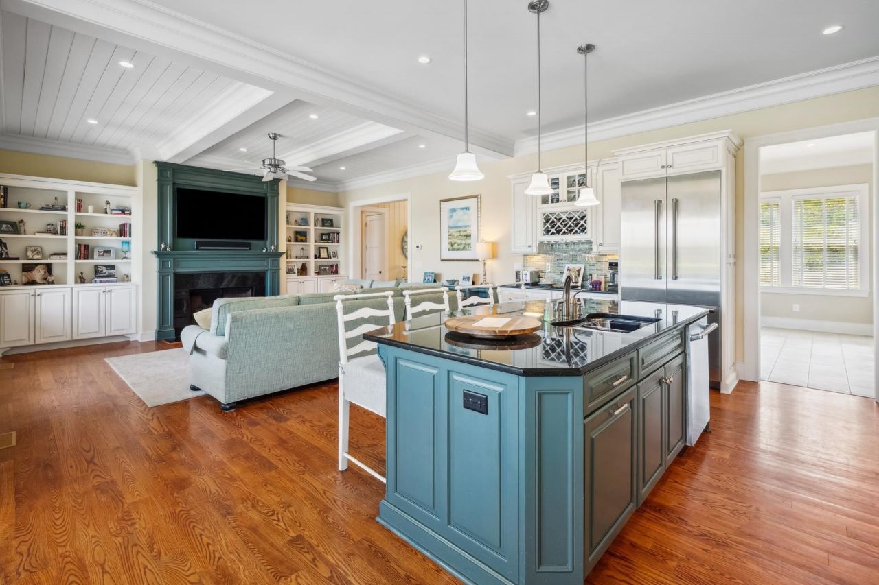 2987 Luvan Blvd. Photo 10