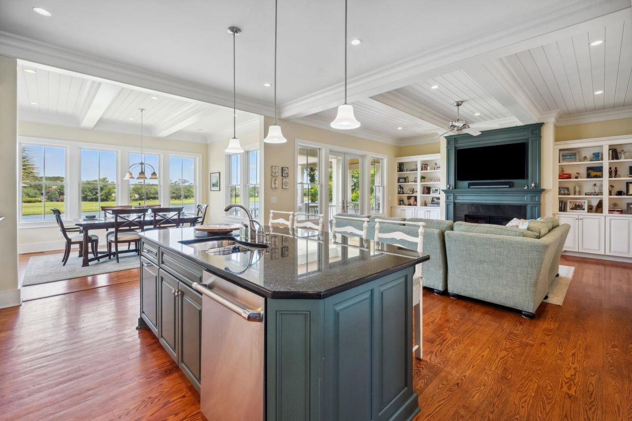 2987 Luvan Blvd. Photo 11