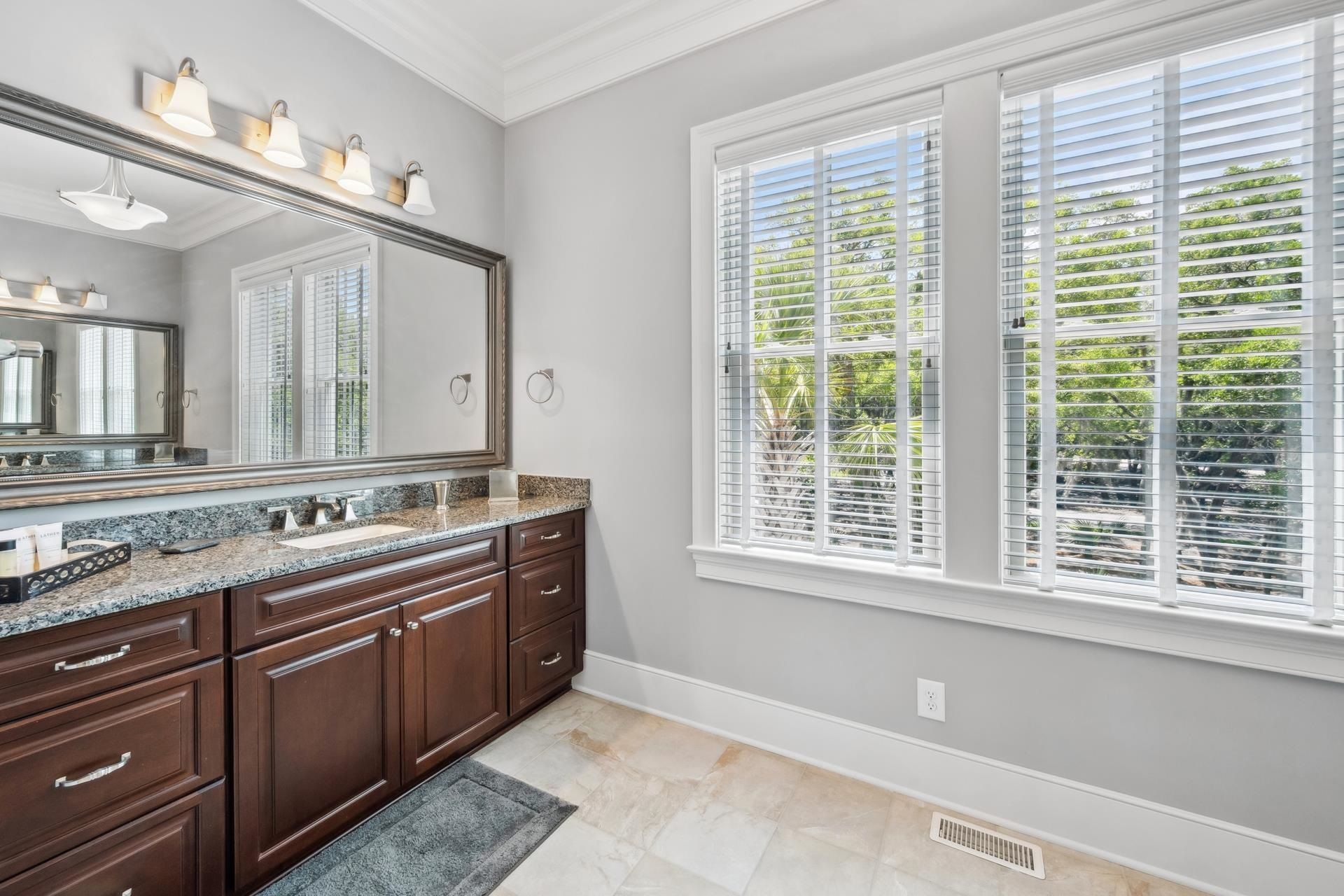 2987 Luvan Blvd. Photo 21