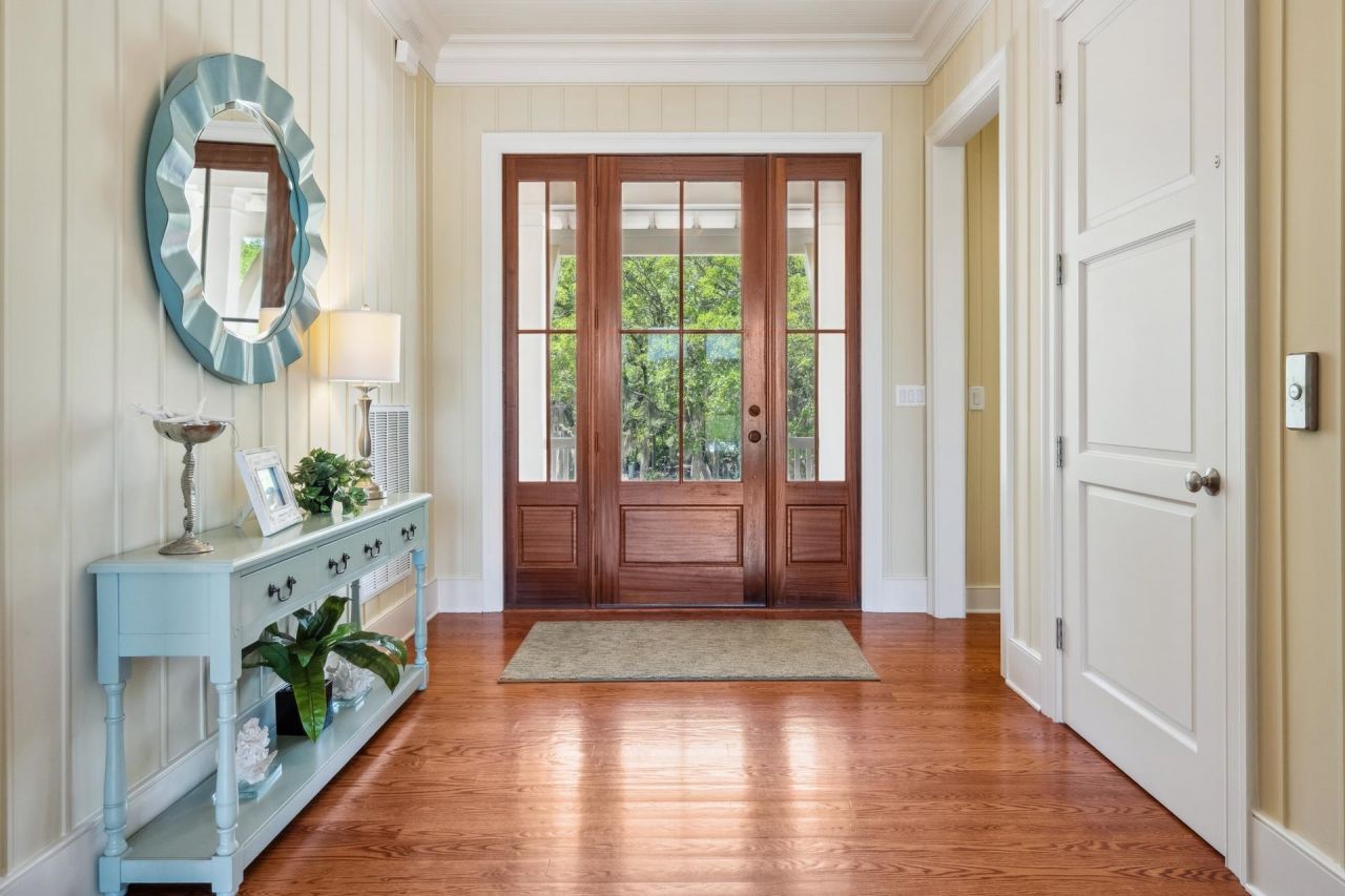 2987 Luvan Blvd. Photo 5