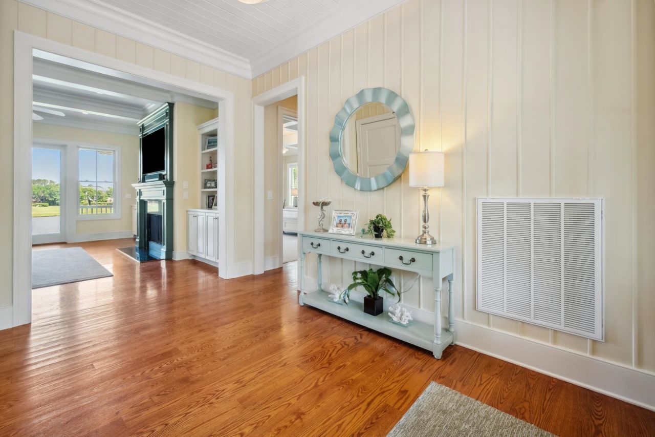 2987 Luvan Blvd. Photo 6